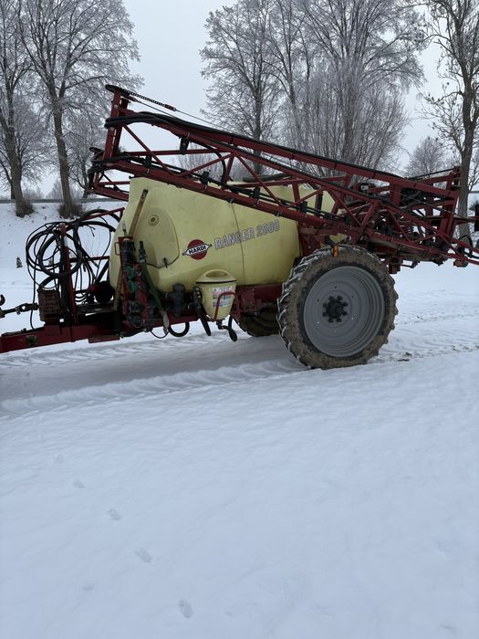 Opryskiwacz HARDI RANGER 2500 Pierwszy wlascixiel