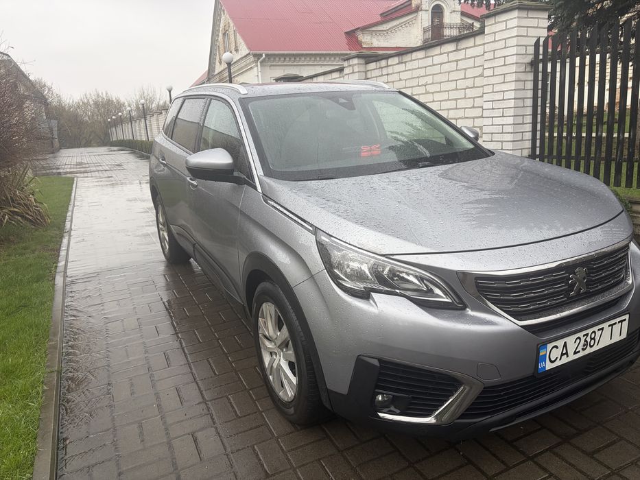 PEUGEOT 5008 Автомат