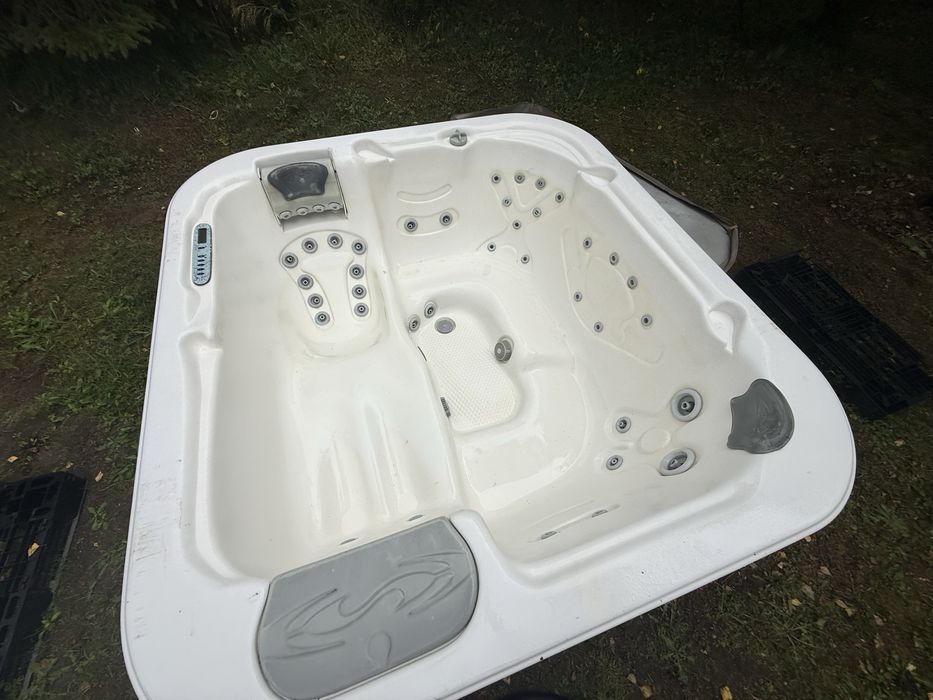 Jacuzzi sprawne dostawa caly kraj