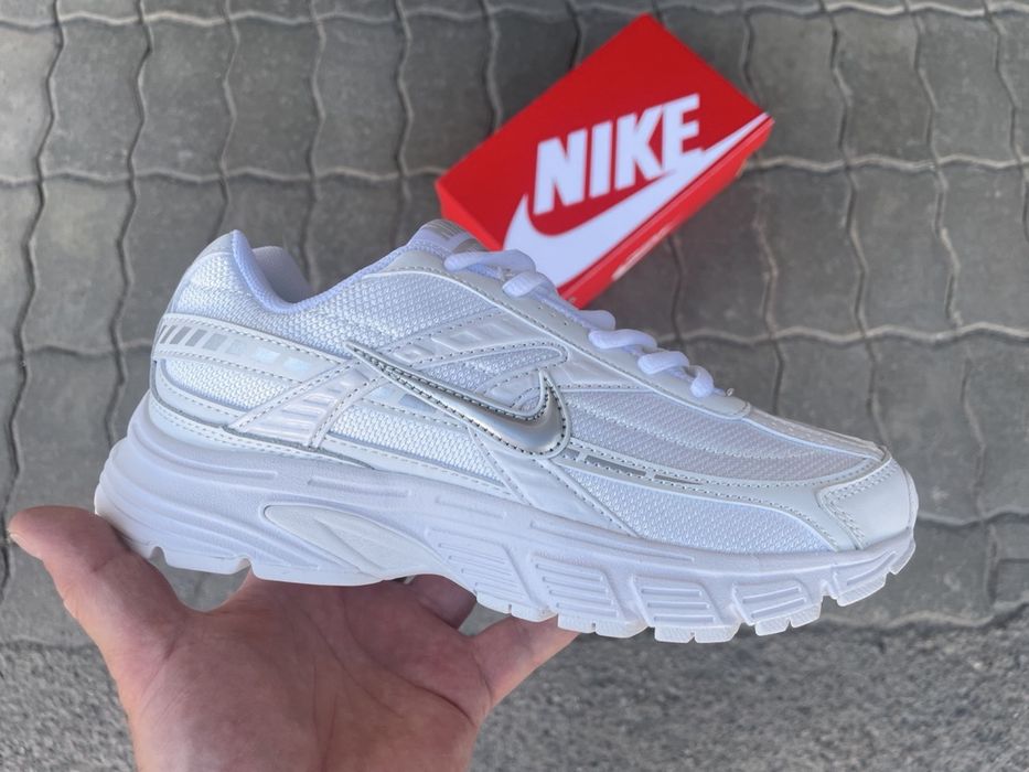 Nike Initiator White 36-40 в наявності.