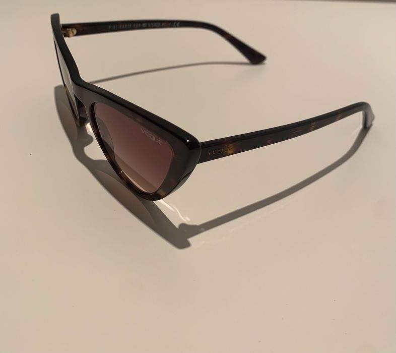 Óculos de Sol Vogue (novos)