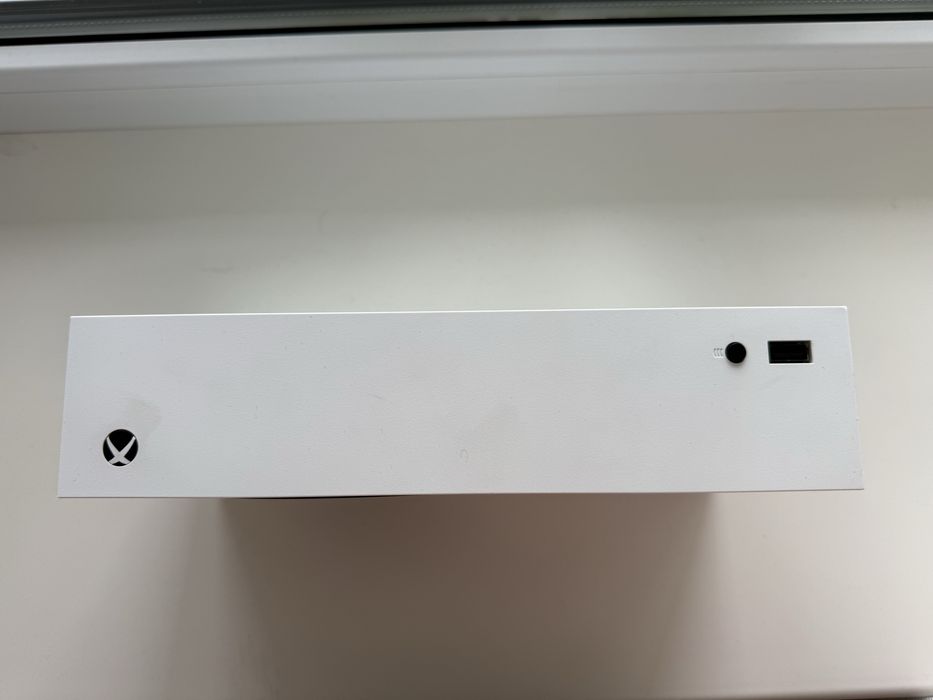 Продам Xbox Series S | 512 gb | стан 9/10