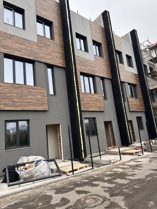 Таунхаус Жуляни від забудовника!