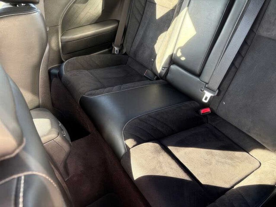 Dodge Challenger      2017