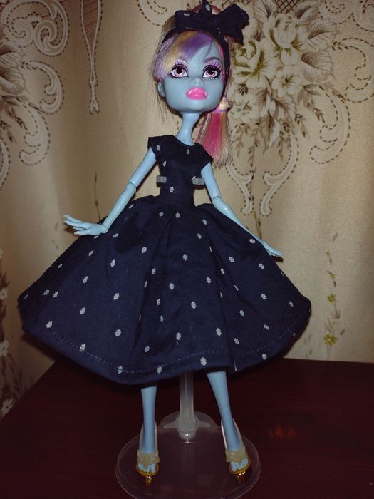 Одяг для ляльок monster high і Barbie