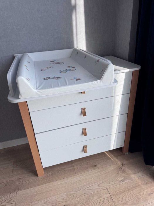 Комод Верес Монако біло-буковий