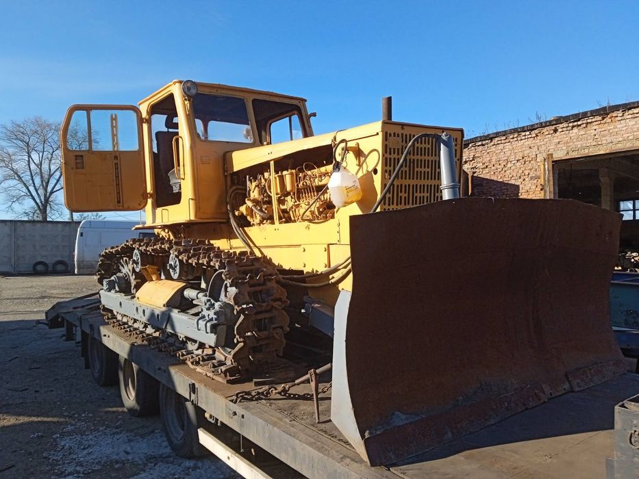 Продам трактор А-4 Т-100