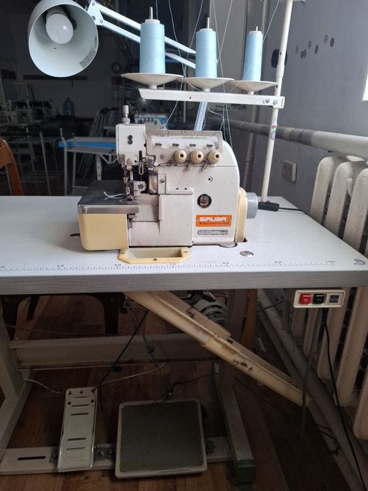 Оверлок Siruba   3- нитковий