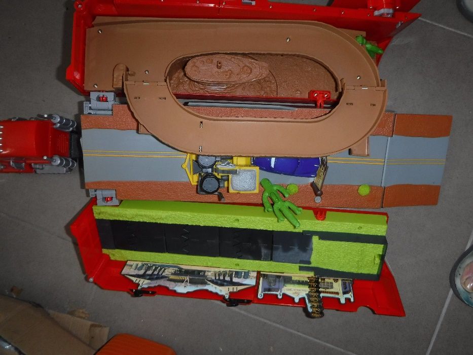 Cars - Mack Grande Viagem