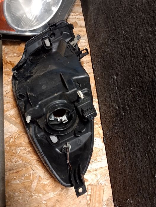 Nissan note E11 silniczek regulacji, puszka, klosz, obudowa