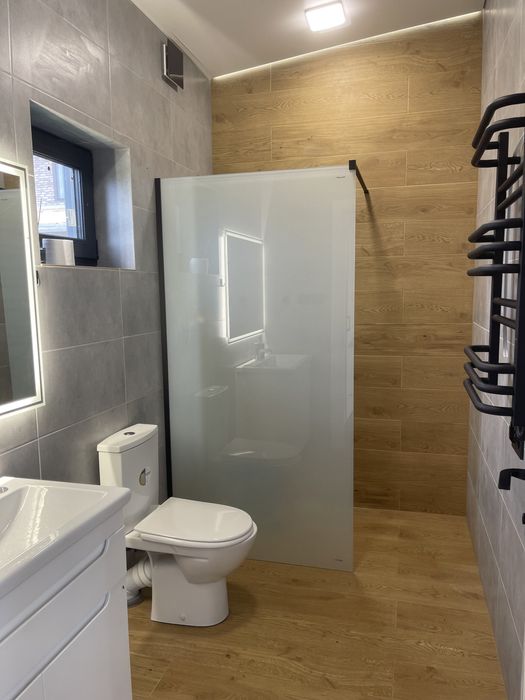 Будиночки біля води Київ Осокорки(домики у воды ЧАН)подобово посуточно