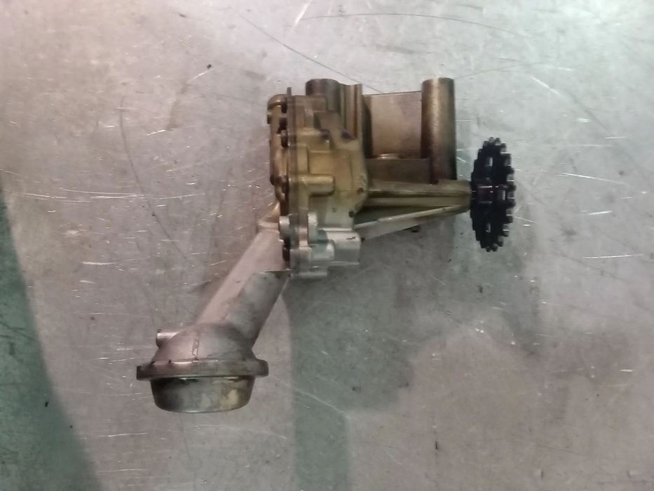 BOMBA DE OLEO RENAULT CLIO IV / MEGANE IV / MERCEDES A180D 150003395R