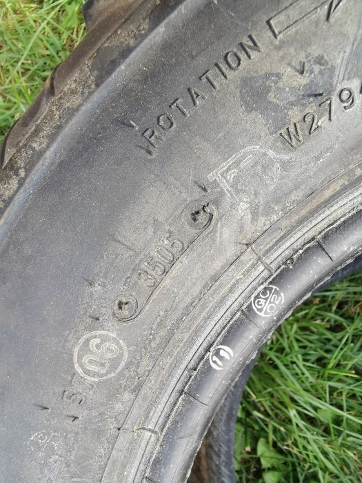 Yamaha grizzly kodiak Dunlop kt135 25x10x12 opona tył