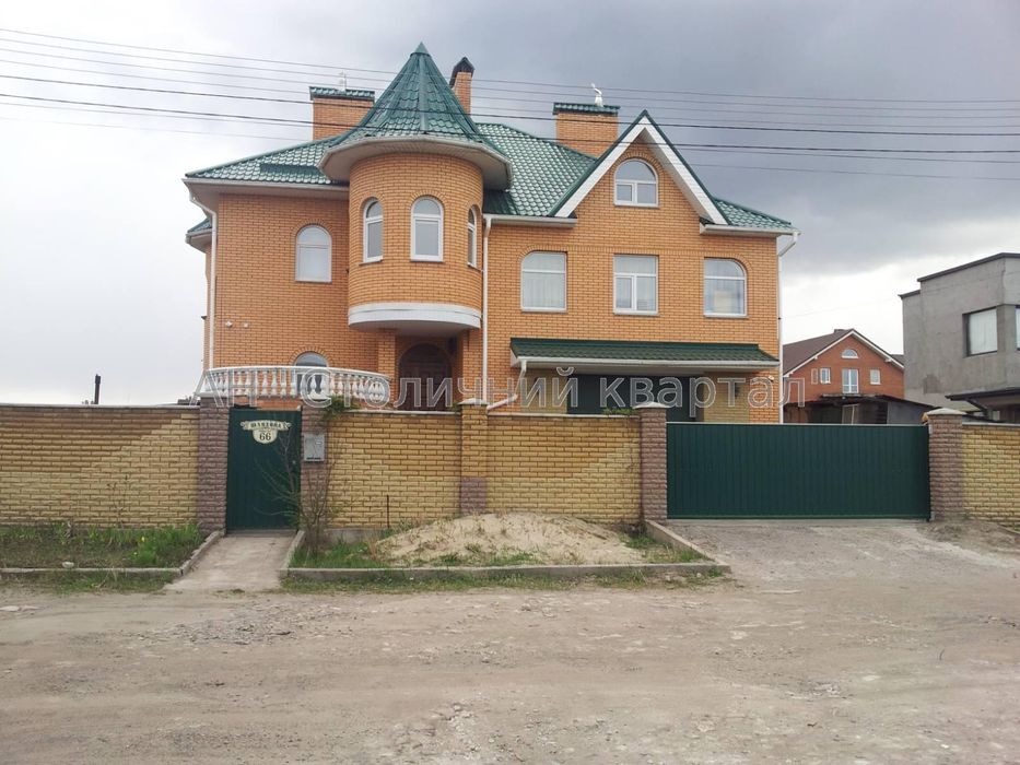 Без комісії Гатне цегляний будинок поруч метро Теремки ТРЦ Республіка