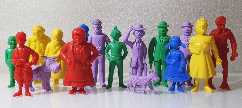 Complete Vintage Collection ~ "TINTIN ~ ESSO" ~ 16 Monochrome Figures from the 1970s