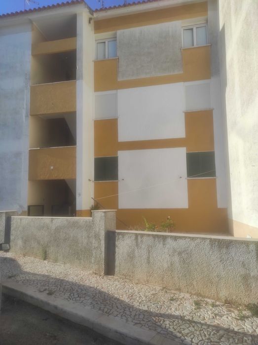 Apartamento T2 à venda em Borba – Rés-do-chão