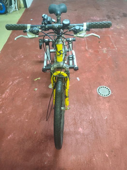 Bicicleta Sirla  + rolo de treino indoor