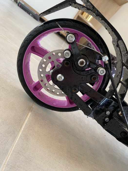 Самокат, стан нового, без дефектів.