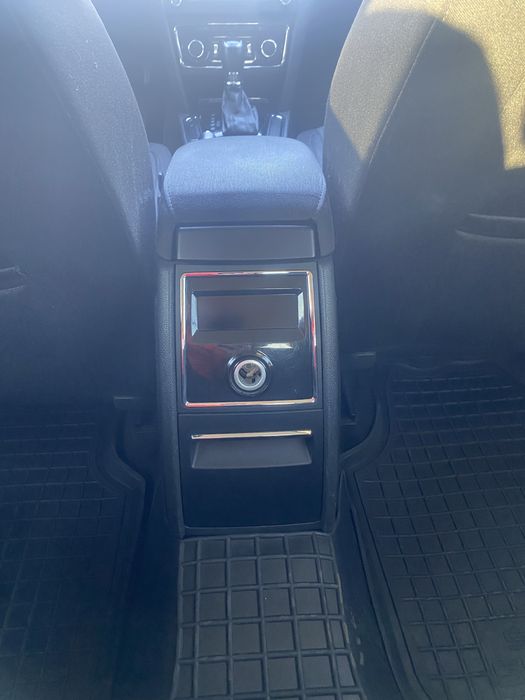 Шкода Суперб 1,8