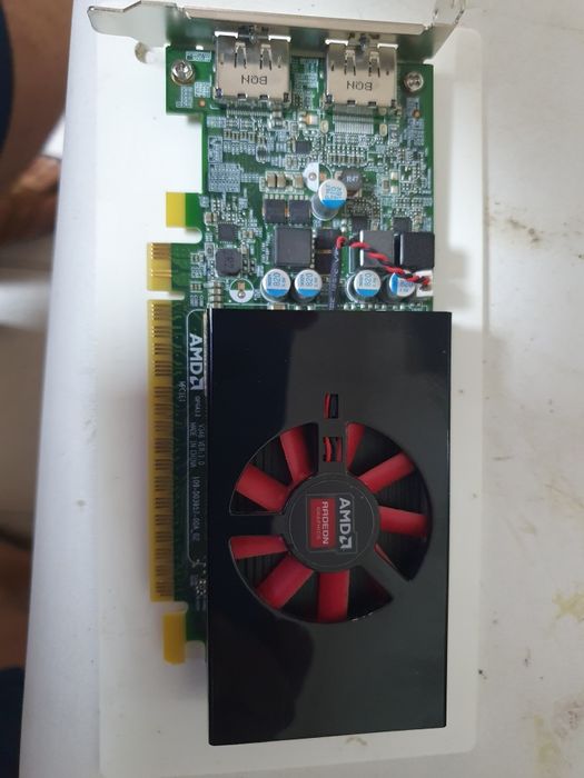 AMD Radeon MS-V346
 R7 450 4GB DDR564738560679938122