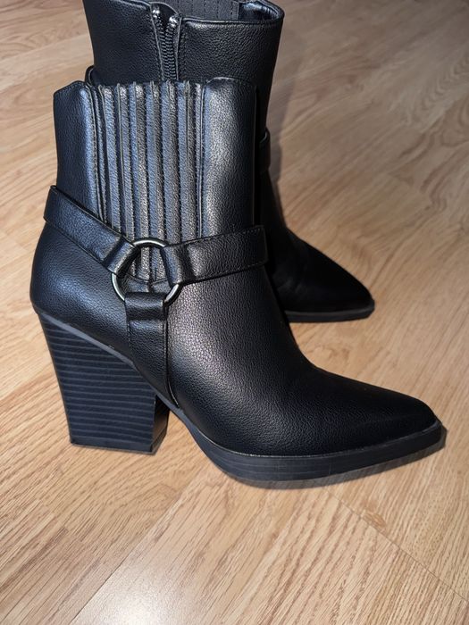 BCBGeneration kowbojki