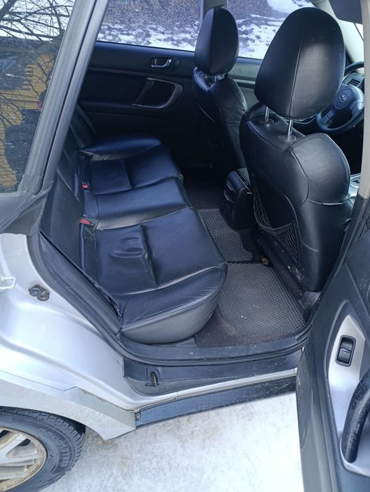 Продам Субару оутбек