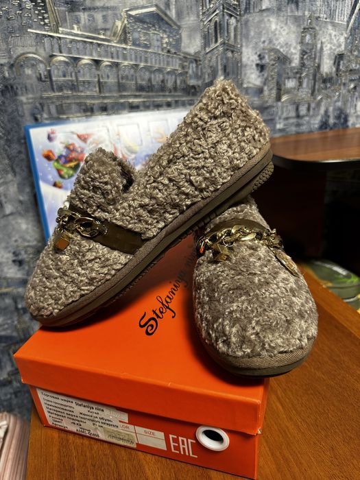 Продам взуття жіноче