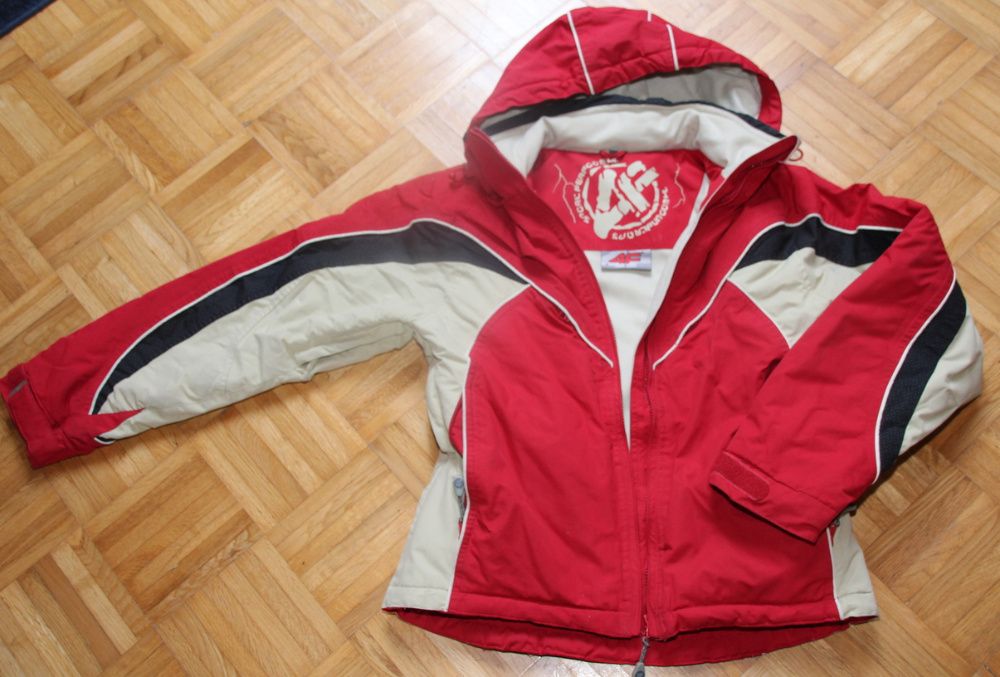 Kurtka narciarska damska 4F czerwona, rozm.S