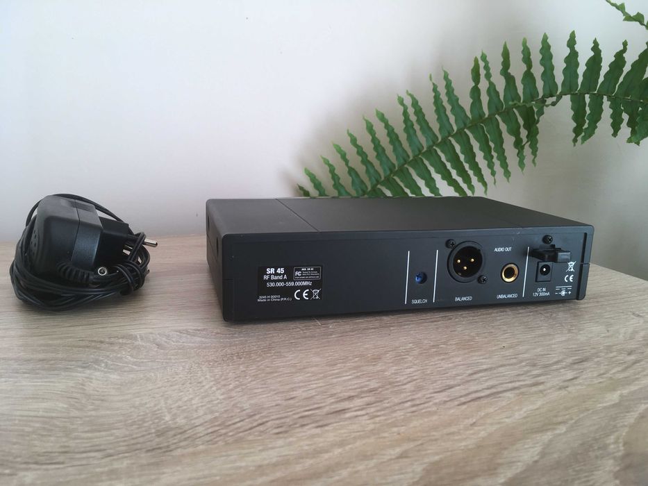 AKG WMS 45 Sport Set Band A - system bezprzewodowy