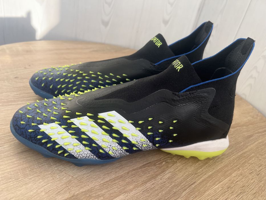 Кроссовки (Сороконожки) Adidas Predator: 2 300 грн. - Футбол Запоріжжя ...