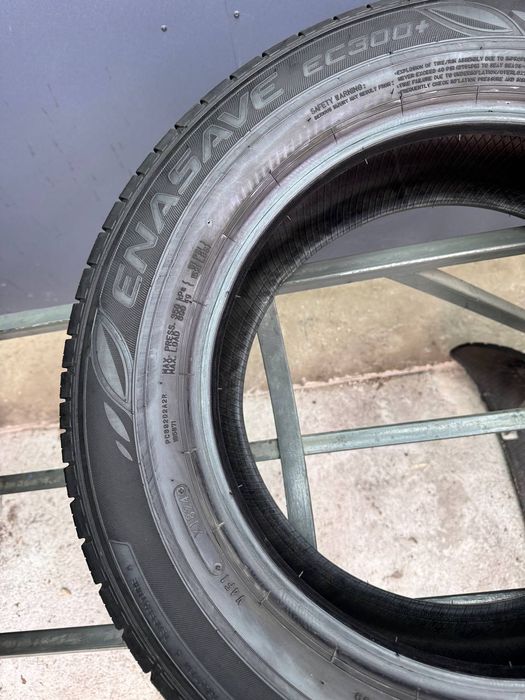 Шины БУ 215 60 R 16 Dunlop enasave ec300+ Лето Пара резина