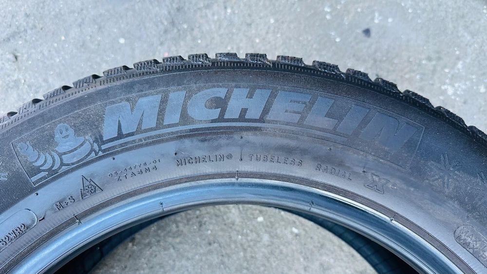 2x opona zima 205/60/16 92H Michelin alpin 5 MO 0319