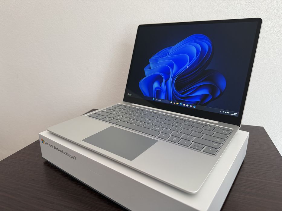 Microsoft Surface Laptop Go 3 i5 / 8GB / 256GB – bardzo dobry stan, lekki i szybki