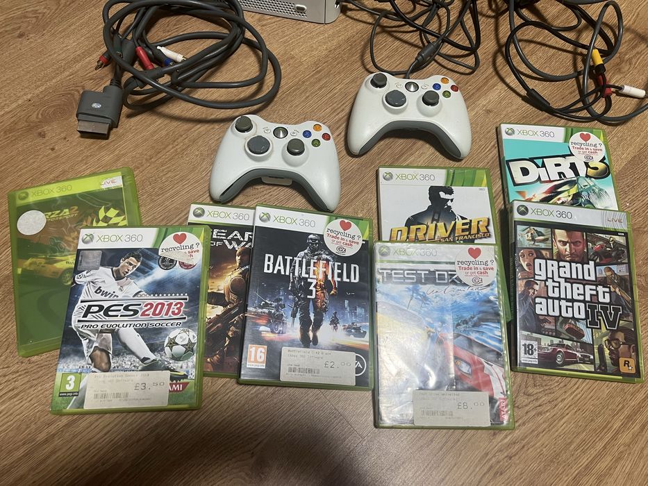 Xbox 360 ігрова приставка