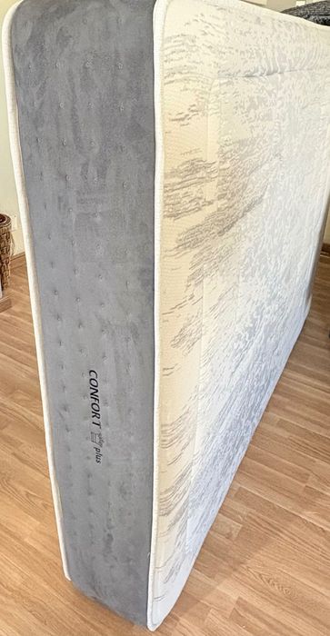 Colchão confort plus 1,40m * 1,85m