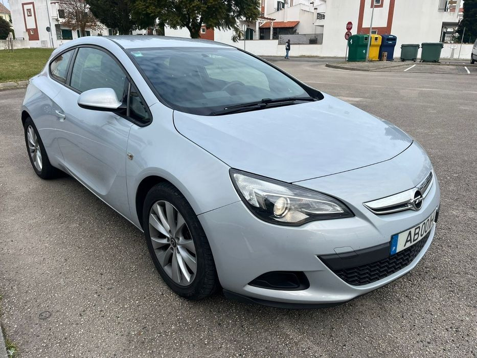 Opel astra 1.7 GTC