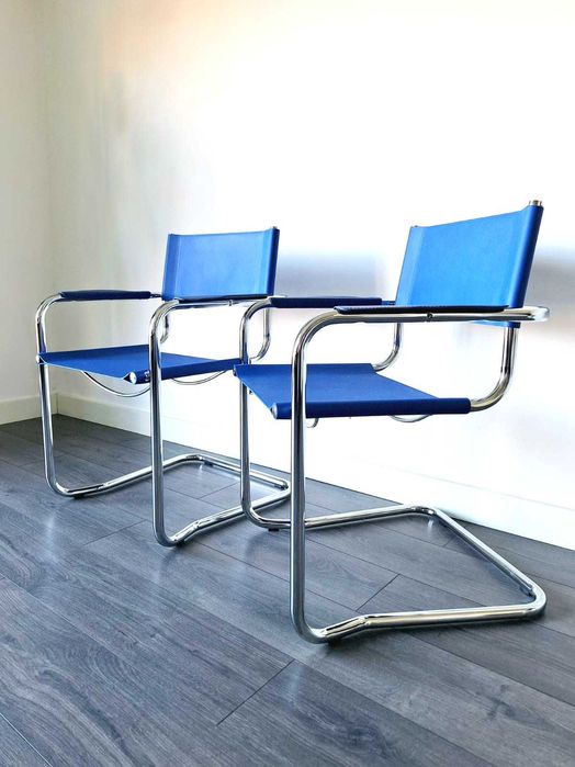 PAR DE CADEIRAS DE BRAÇOS CANTILEVER ESTILO BAUHAUS