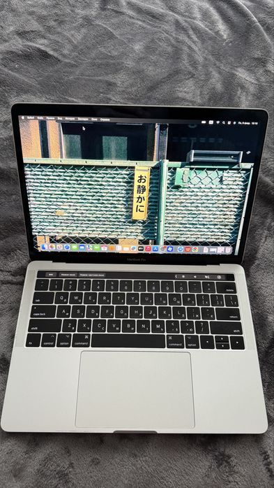 Продам MacBook Pro 13     2017