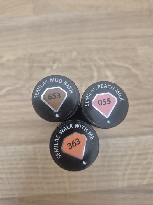 Lakiery hybrydowe Semilac