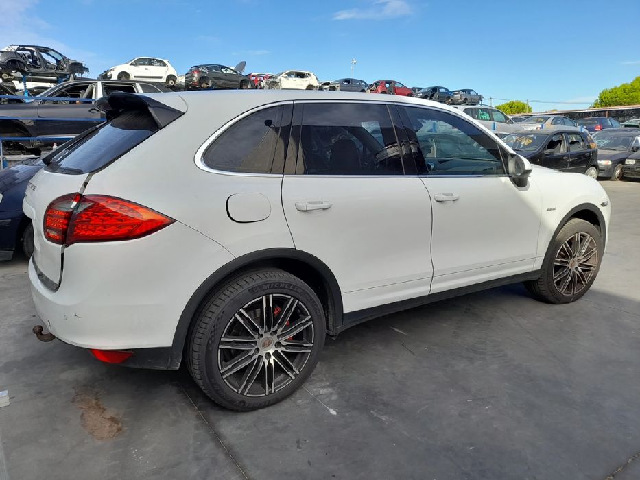 Para peças PORSCHE Cayenne (92A)