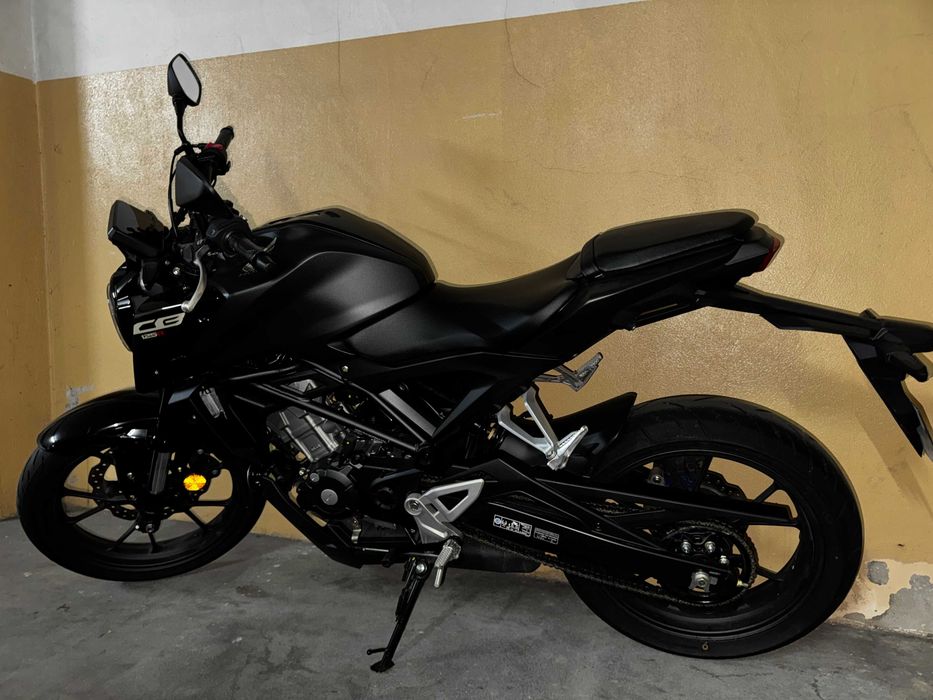 Honda cb125r - 2025 - 1700km