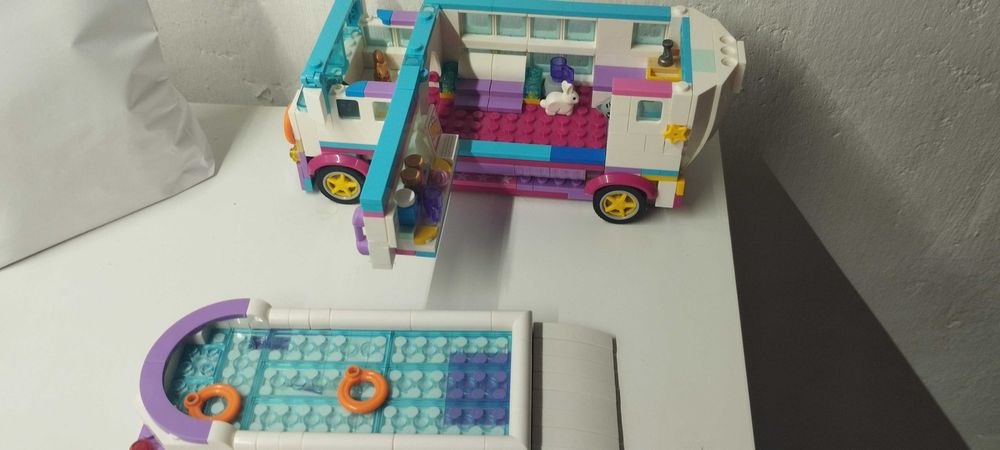 Avião LEGOFRIENDS 3 em 1 – 808 peças – Completo – Como Novo