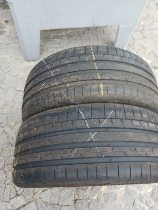 Vendo pneus semi-novos 255/35/21 Continental