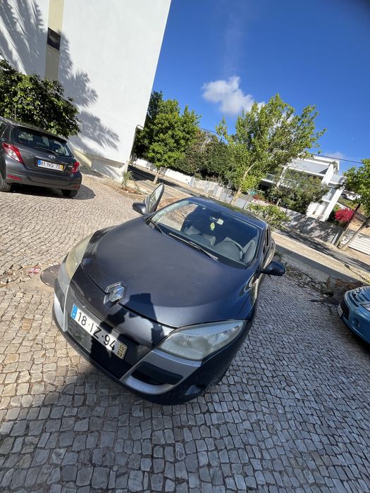 Renault Mégane Coupé 2010 – Bem Cuidado, Inspeção em Dia