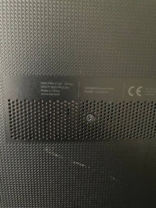 Продам ноутбук hp 15ra013nt