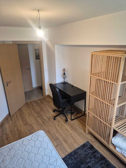 Quarto nos Olivais Sul em T4