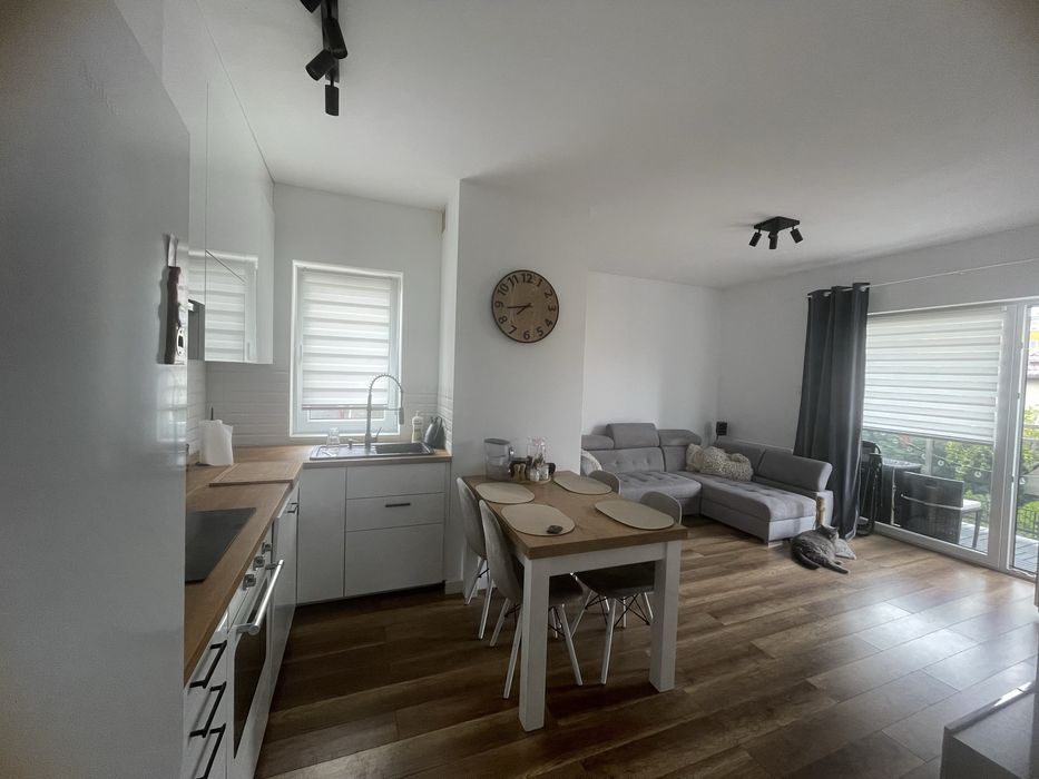 Mieszkanie 3 pokojowe, 1 pietro, balkon