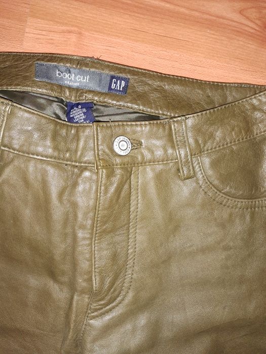 Кожаные брюки gap