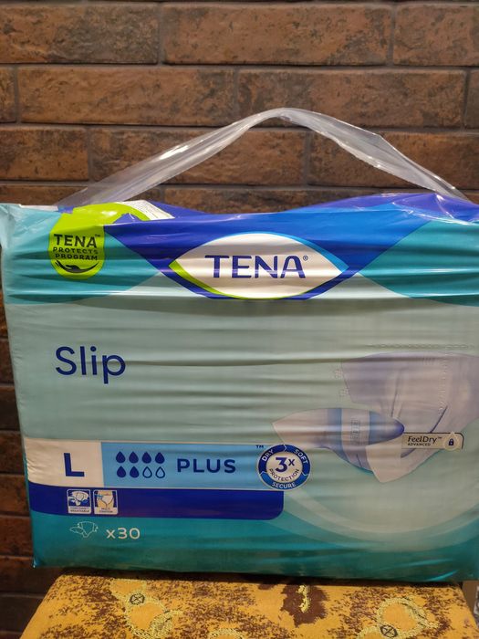 Продам памперси є розміри M   L