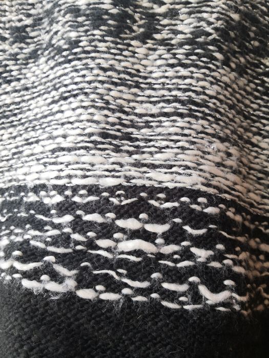 Кофта Чорна з білим тепла